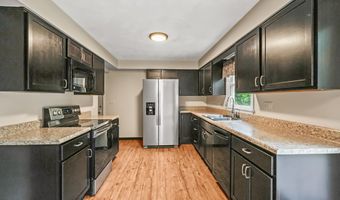 1045 Columbus Cir N, Ashland, OH 44805