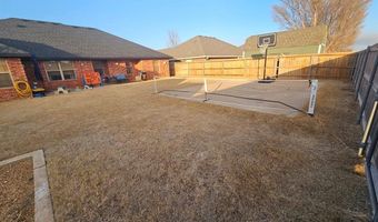 912 Sheryl Ln, Altus, OK 73521