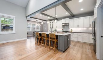 20382 Penhollow Ln, Bend, OR 97702