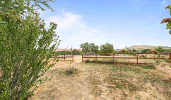 7 W Wagon Wheel Pr NW, Benton City, WA 99320