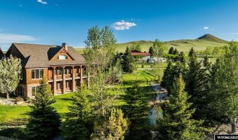 8 Funny Bird Ln, Buffalo, WY 82834