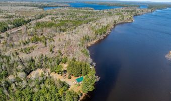 36 Lamb Farm Rd, Baileyville, ME 04694
