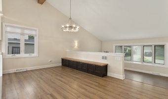 2003 E Lillian Ln, Arlington Heights, IL 60004