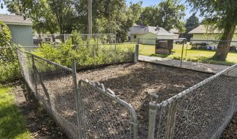 814 S High St, Aberdeen, SD 57401