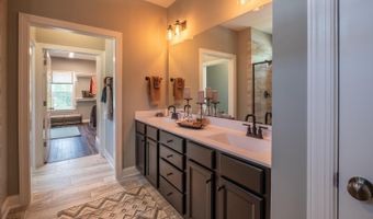 326 Oak Meadow Ln, Angier, NC 27501
