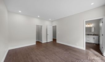 102 Clingman Ave, Asheville, NC 28801
