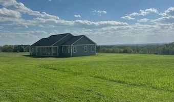87 Yorktown Rd, Albion, ME 04910