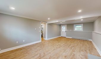 65 Perry Dr, New Milford, CT 06776