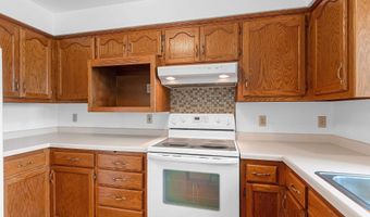 W2527 SKYVIEW Court, Appleton, WI 54915