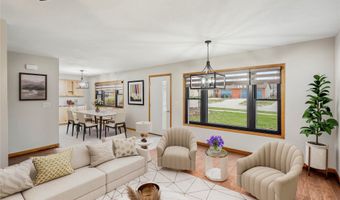 805 Davis St, Polk City, IA 50226