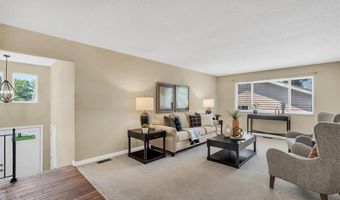 363 Windyoak Dr, Ballwin, MO 63021