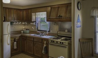 260 Lane 103 Crooked Lk, Angola, IN 46703