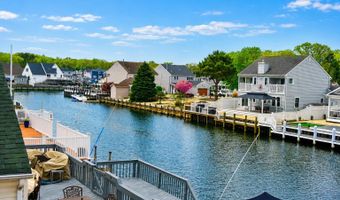 88 Storm Jib Ct, Bayville, NJ 08721