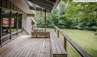 1877 Lee Gualtney Rd, Banner Elk, NC 28604