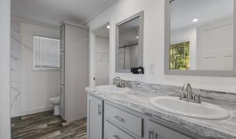 4654 NW 45th Ave, Bell, FL 32619