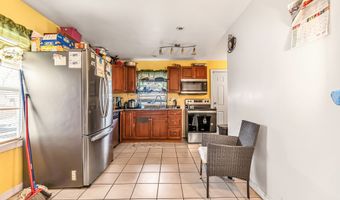 240 Eagle St, Bridgeport, CT 06607