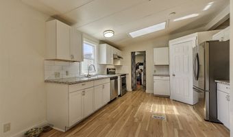 409 WOLFE Ave, Amity, OR 97101