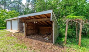 787 Woodlawn Trl, Appomattox, VA 24522