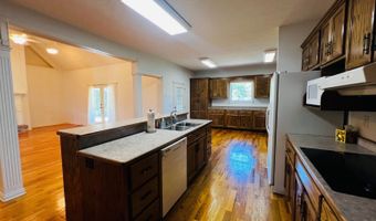 1572 Haddix Rd, Albany, KY 42602