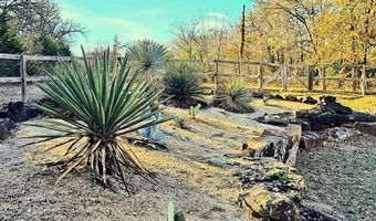 780 Rickets Ln, Ardmore, OK 73401