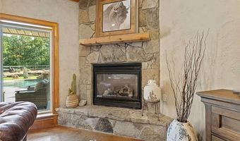 780 Rickets Ln, Ardmore, OK 73401