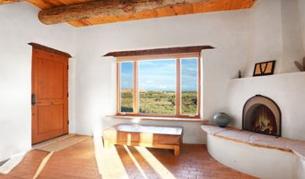 21 Canjilon St, Abiquiu, NM 87510