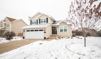 1215 10th Ave SE, Altoona, IA 50009