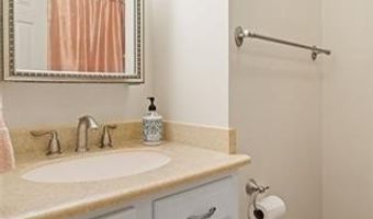 8502 WOODBINE Ln, Annandale, VA 22003