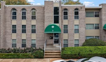 3 CANTERBURY Sq 402, Alexandria, VA 22304