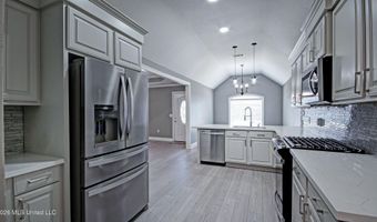 146 Blackstone Cir, Brandon, MS 39047