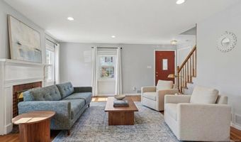 2 Lloyd Pl, Belleville, NJ 07109