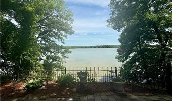 1907 S Shore Dr, Albert Lea, MN 56007