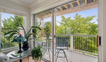 20594 CORNSTALK Ter 201, Ashburn, VA 20147