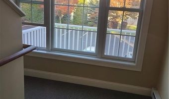 15 Saw Mill Dr 303, North Kingstown, RI 02852