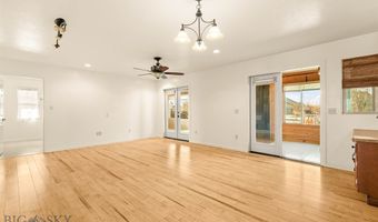 321 E Tobiano Trl, Belgrade, MT 59714