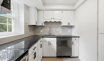 2994 S COLUMBUS St S B1, Arlington, VA 22206