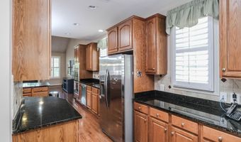 117 HARVESTER Dr, Lake Frederick, VA 22630
