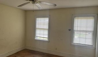 102 Pembroke Ave S, Ahoskie, NC 27910
