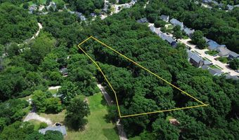 44 Mombert Dr, Ballwin, MO 63021