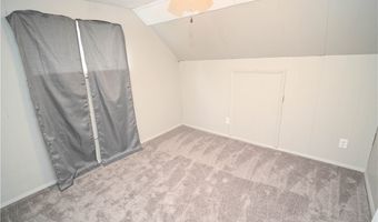 446 S Edgehill Ave, Austintown, OH 44515