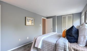 11223 WESTPORT Dr, Bowie, MD 20720