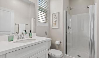 225 Royal Gln 404, Escondido, CA 92025