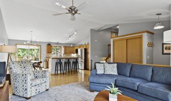 7225 Blue Maple Trl, Madison, WI 53719