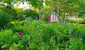 49 Tyler St, Brattleboro, VT 05301