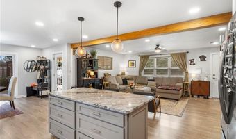 1203 SE Benton St, Bentonville, AR 72712