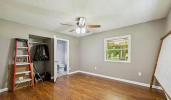 6043 Dairy Rd, Baker, FL 32531