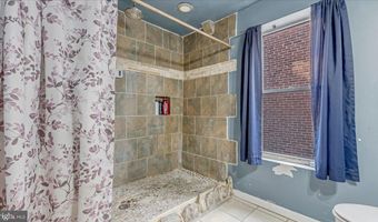 617 W CUMBERLAND St, Allentown, PA 18103