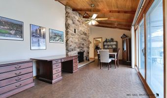 20 W371 Diversey Ave, Addison, IL 60101