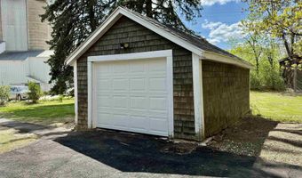 516 Hall St, Bow, NH 03304