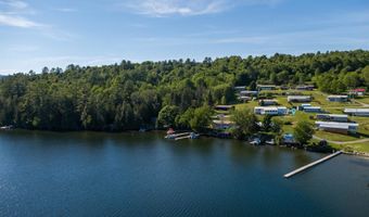 81 Shoreline Dr, Barnet, VT 05821